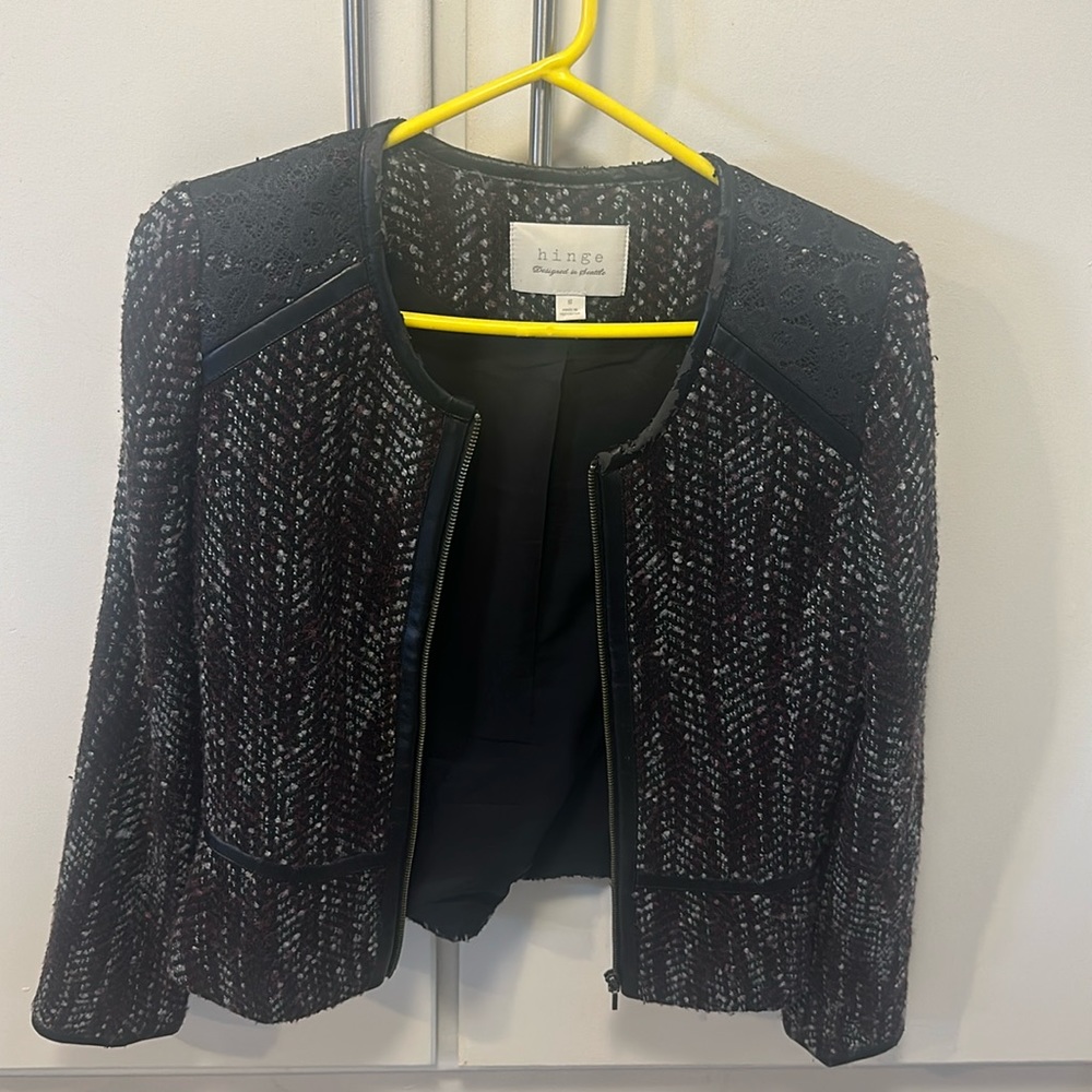 Hinge blazer with some faux leather missing. Perfect for someone who can repair?